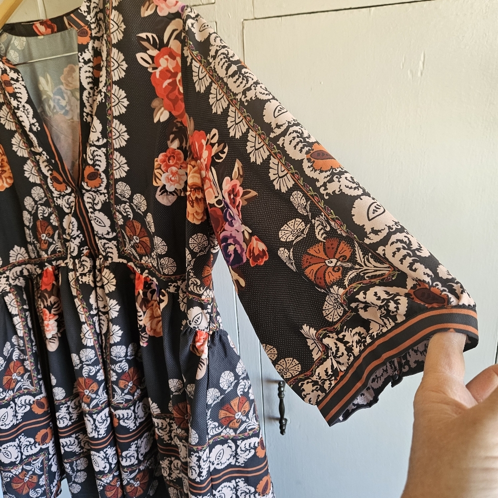 Pretty floral dress Size 2X - Picture 9 of 14